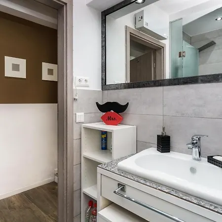 C.8 Indigo&leon #suite_in_city_center * Szaloniki